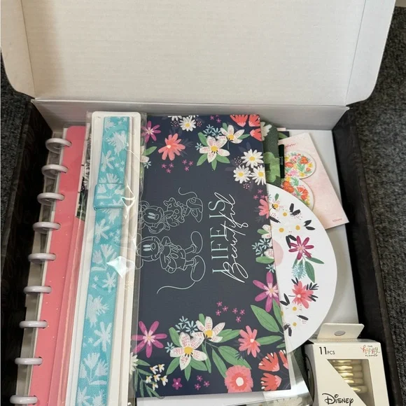 The Happy Planner Be Happy Mickey Mouse box set NWOT - Picture 3 of 16
